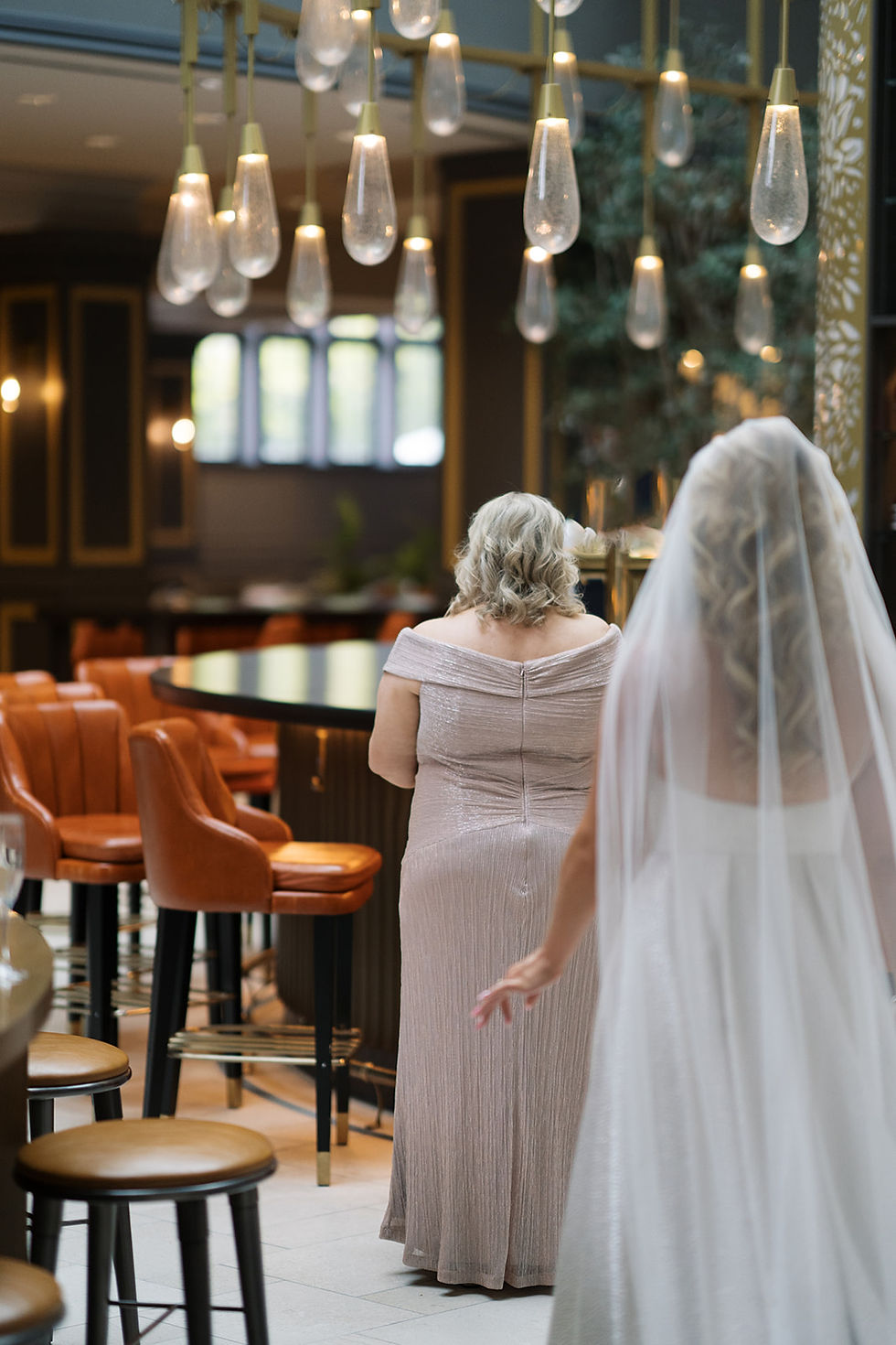Eric & Megan wedding at The Lytle Park Hotel — photograph 17