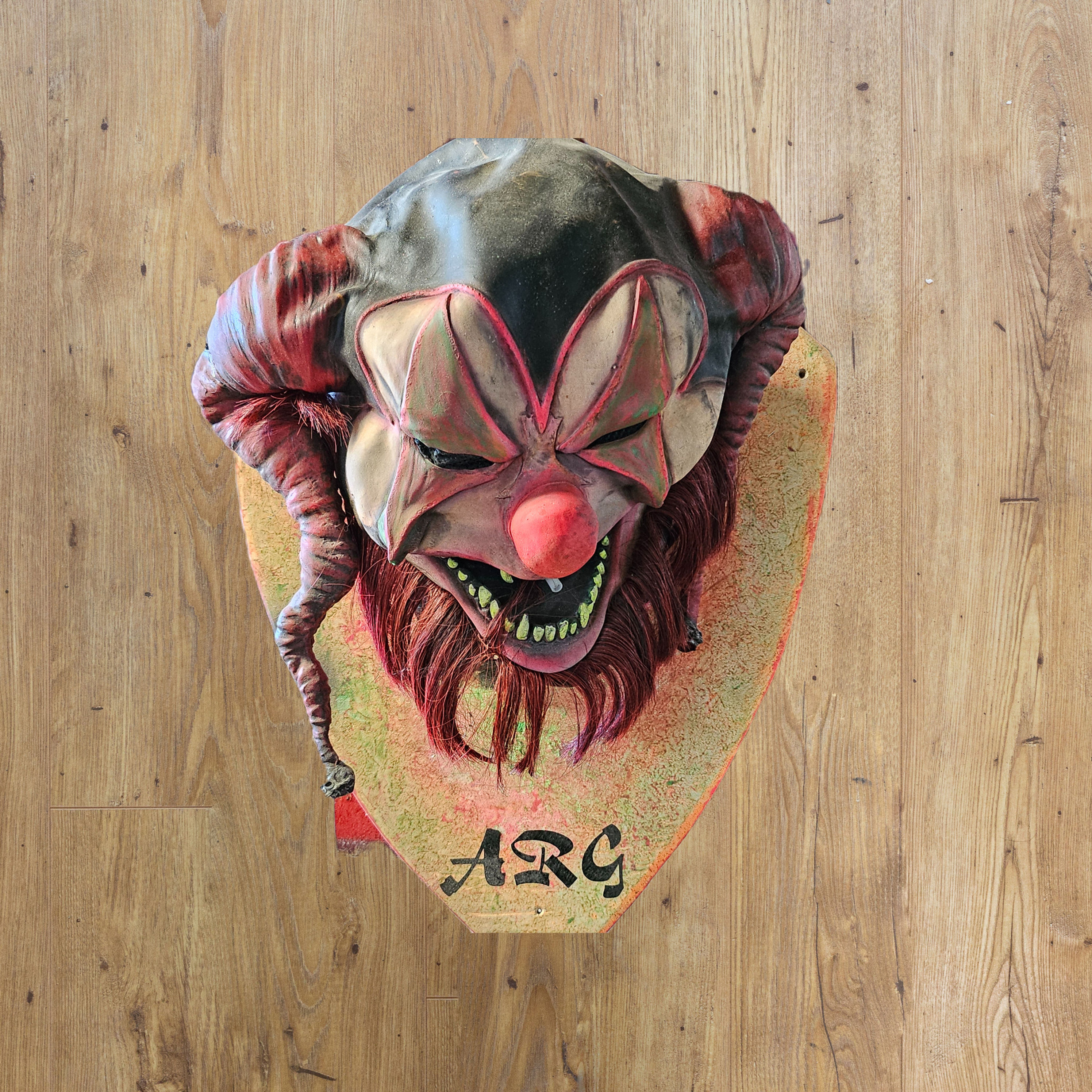 Tête de clown mural