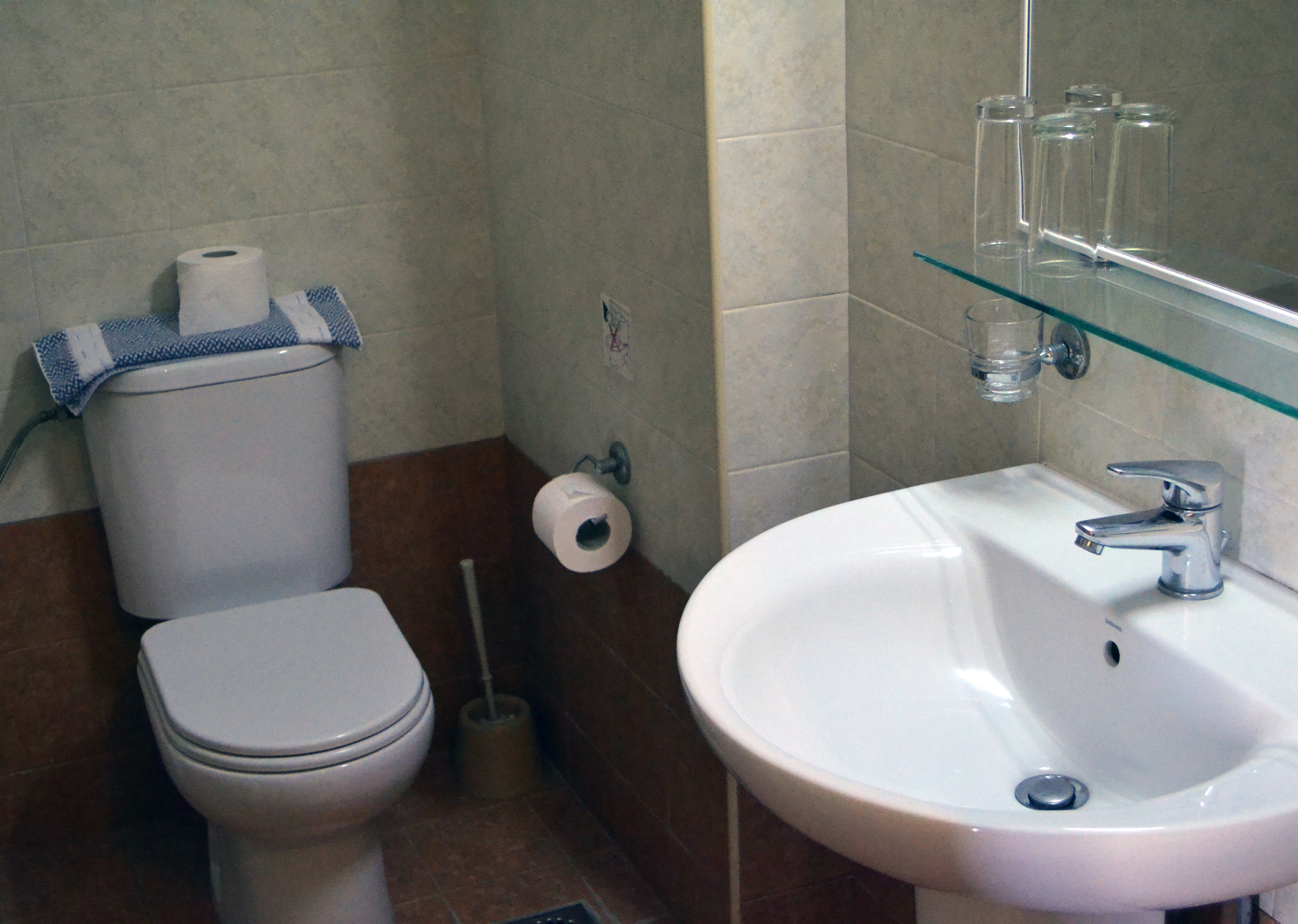 Standard Twin bedded room