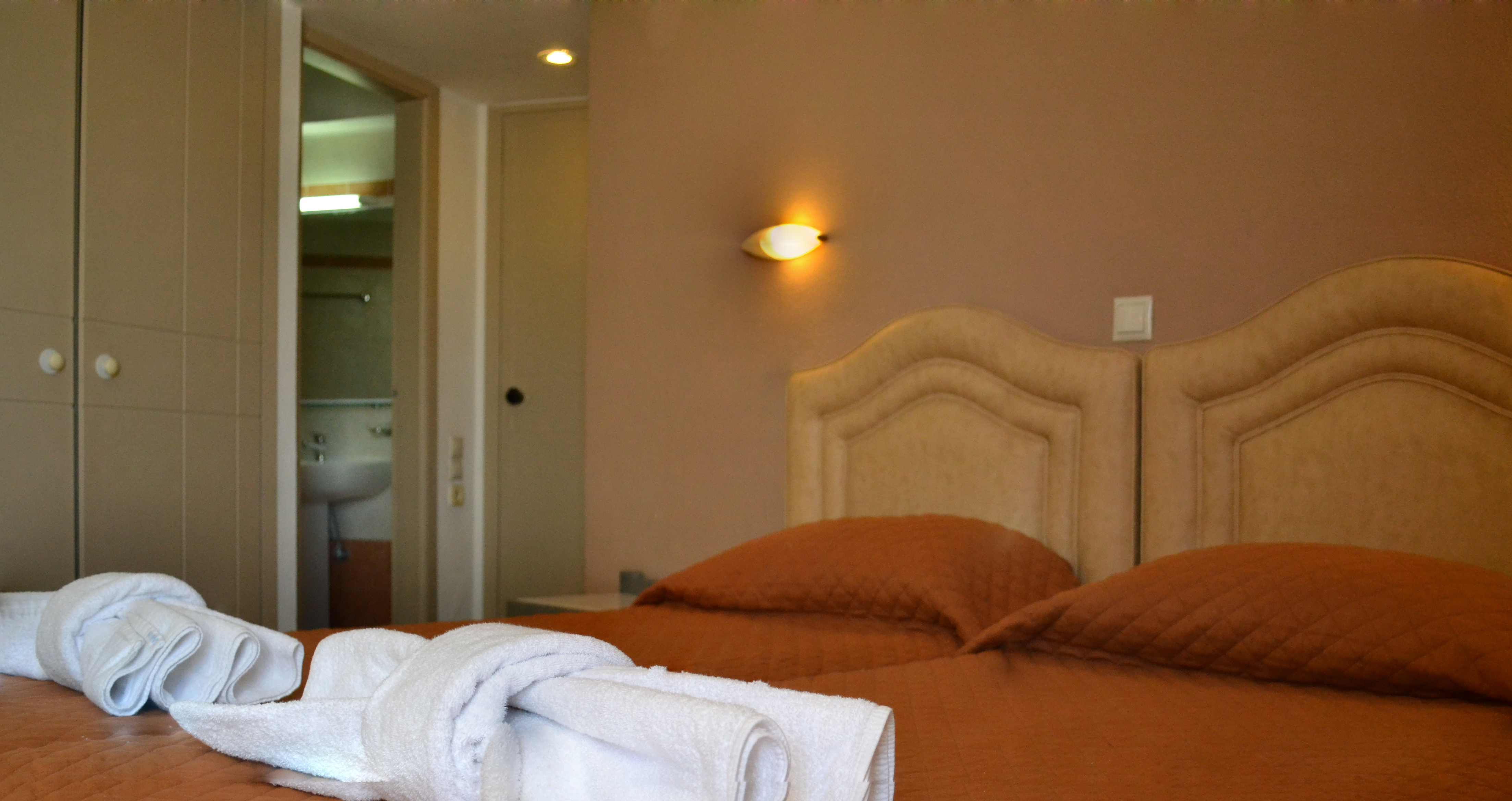 Standard Twin bedded room
