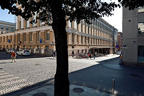 main_building_univ_fabianink_33_1509-09_