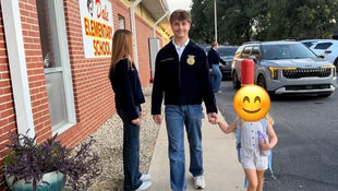 Dale FFA Leadership Team Leads Elementary School Dropoff