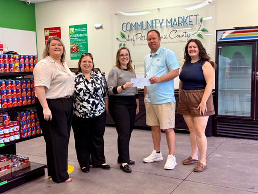Junior Service League of Shawnee Awards Over $10K to Local Nonprofits
