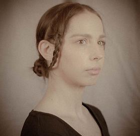 Laura Headshot.jpg