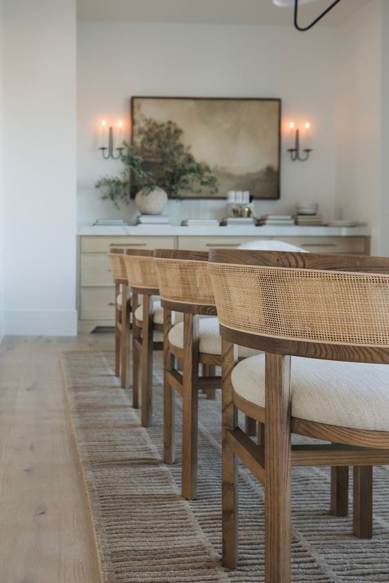 Organic modern dining room, earthy dining room, organic modern home, Japandi dining table, organic modern dining table, organic modern decor, modern organic living room, scandinavian dining room, modern boho dining room, minimalist dining room, modern dining room ideas, dining table decor, transitional dining room