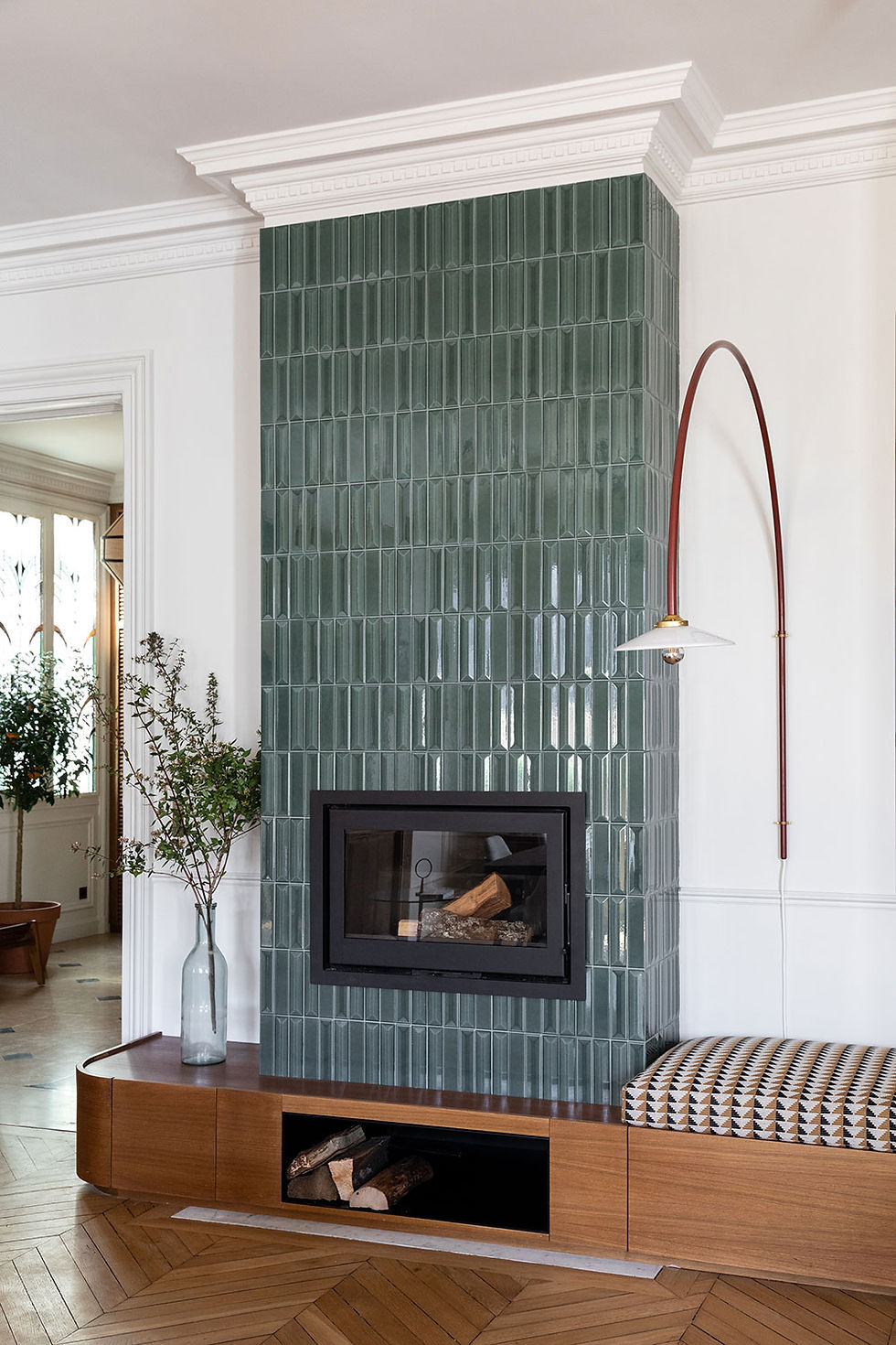 Geometric stair runner, Velvet home decor, Art deco colour palette, Thrifted vintage finds, Autumn interior trends, Brass home accents, art deco vintage, art deco interior 1920s vintage, dream thrift finds, vintage maximalism, geometric decor, fall home trends 2026, art deco revival decor