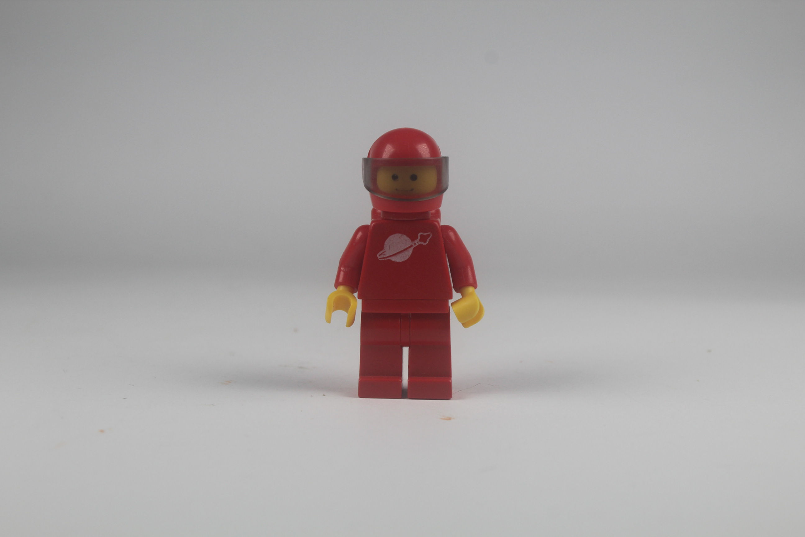 דמות לגו sp005 Classic Space Red