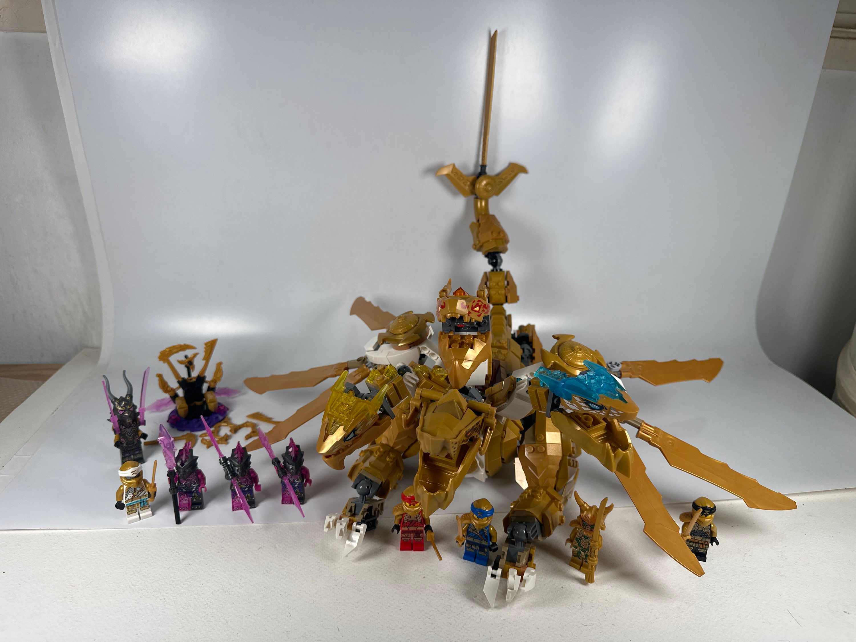 לגו 71774 Lloyd's Golden Ultra Dragon