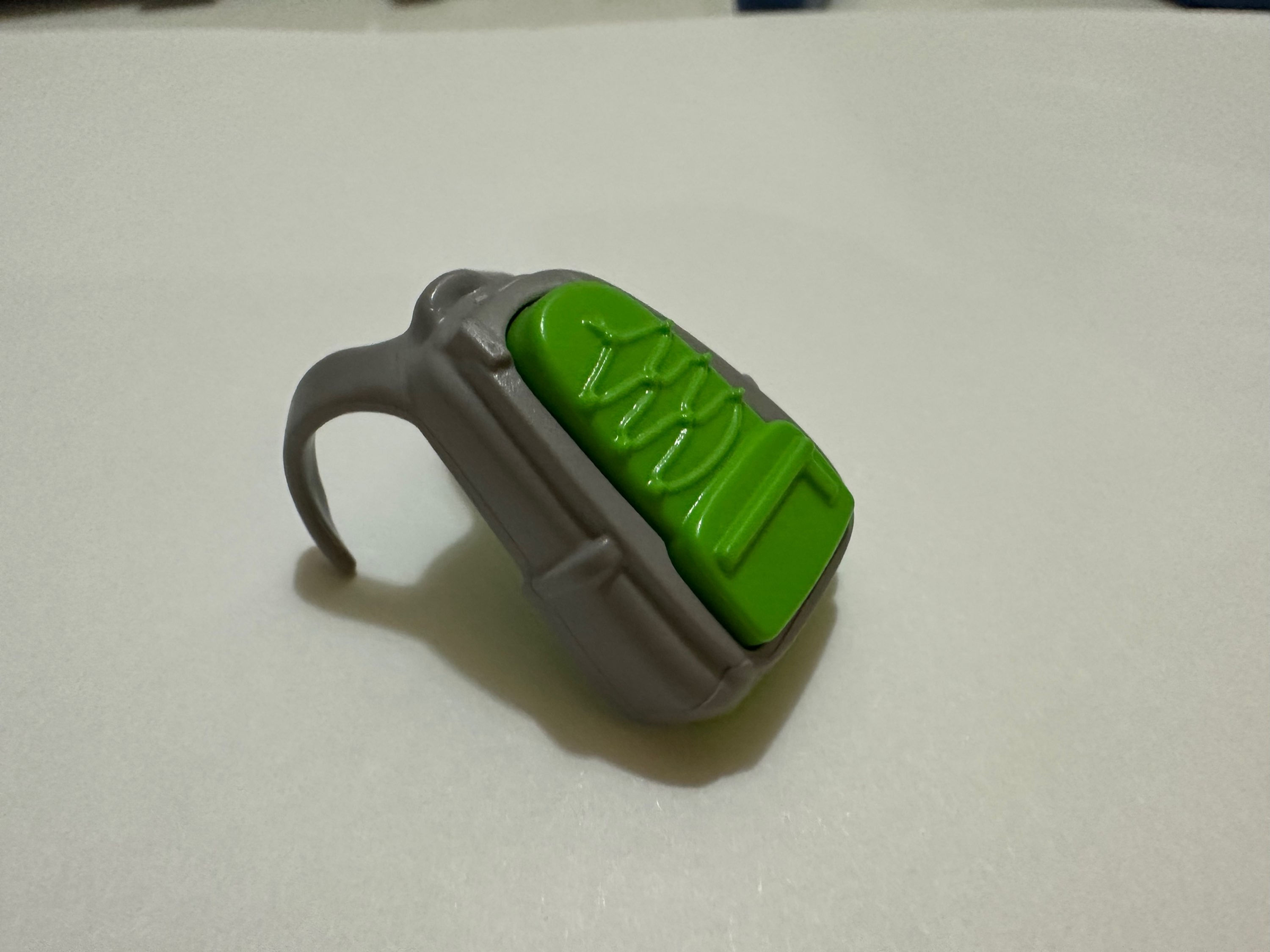 פליימוביל ילקוט אפור וירוק לבוגר