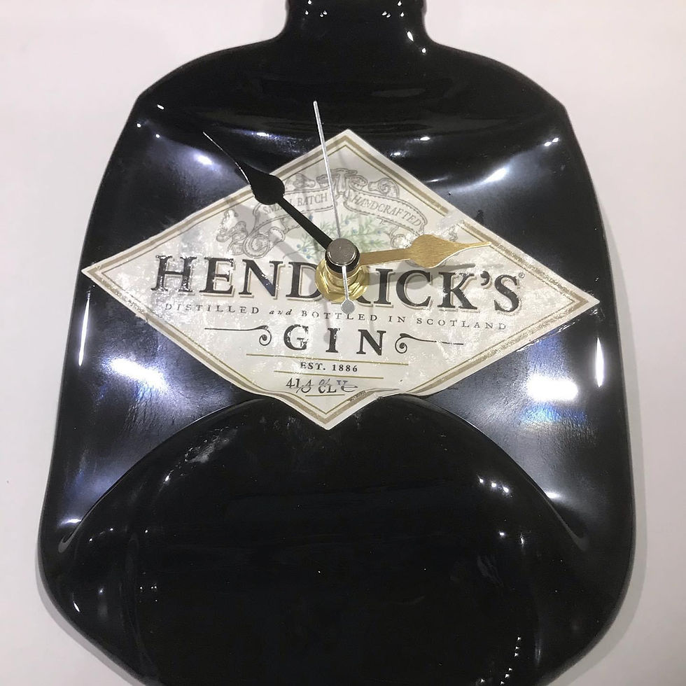 Thumbnail: Wall Hanging Bottleclocks 