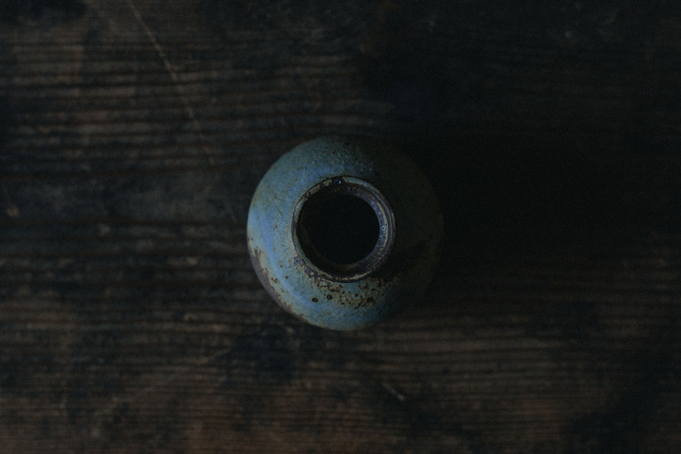 サムネイル： アンティークブルーミニつぼAntique Blue Mini Pot