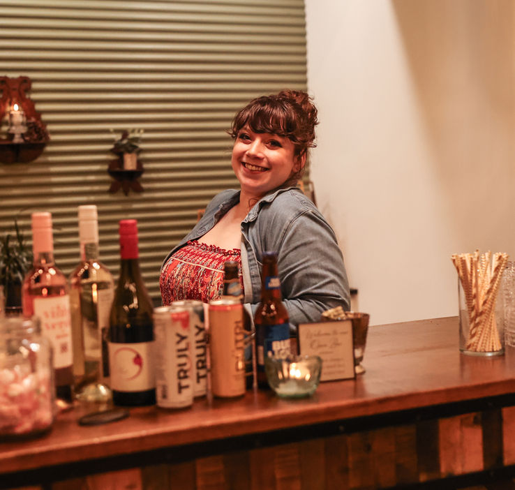 Best Vendors in Kansas City Photographers Bakers Cake Bartender Coordinator Officiant Florist All Inclusive  Wedding and Event Packages