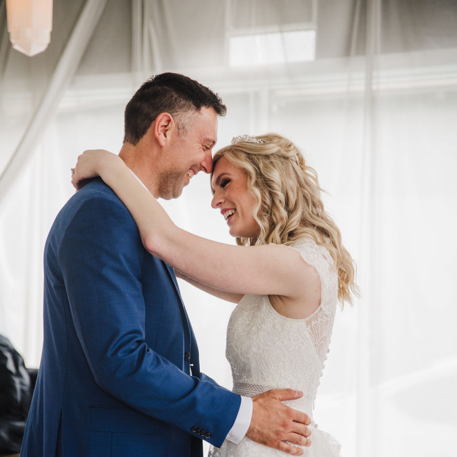 Liberty small wedding venue Kansas city all-inclusive reception cake services budget micro ceremony intimate space 