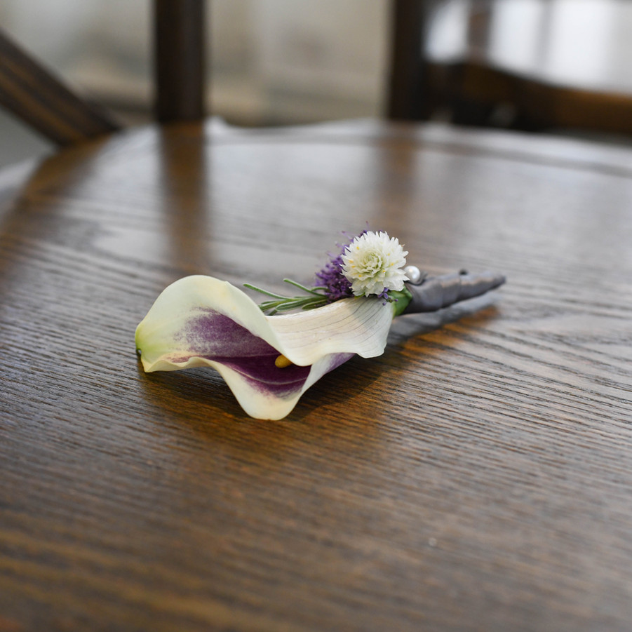 SMALL LGBT WEDDING CEREMONY KANSAS CITY LIBERTY EVENT SPACE
