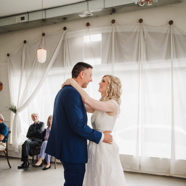 Liberty small wedding venue Kansas city all-inclusive reception cake services budget micro ceremony intimate space 