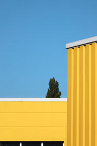 Minimalistische urbane Fotografie von Guido Klumpe in blau rot weiß gelb schwarz grün türkis