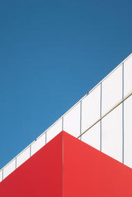 Minimalistische urbane Fotografie von Guido Klumpe in blau rot weiß gelb schwarz grün türkis