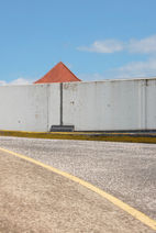 Ist es ein Haus, was da zum Sonnenschirm wird?