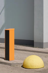 Minimalistische urbane Fotografie von Guido Klumpe in blau rot weiß gelb schwarz grün türkis