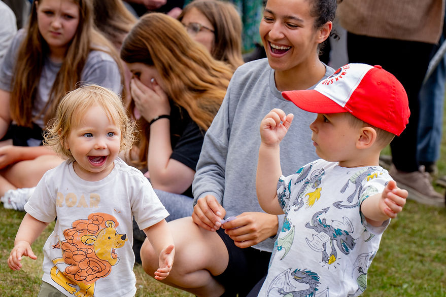 St Leonards Festival 2023- Scenes and people-04552.jpg