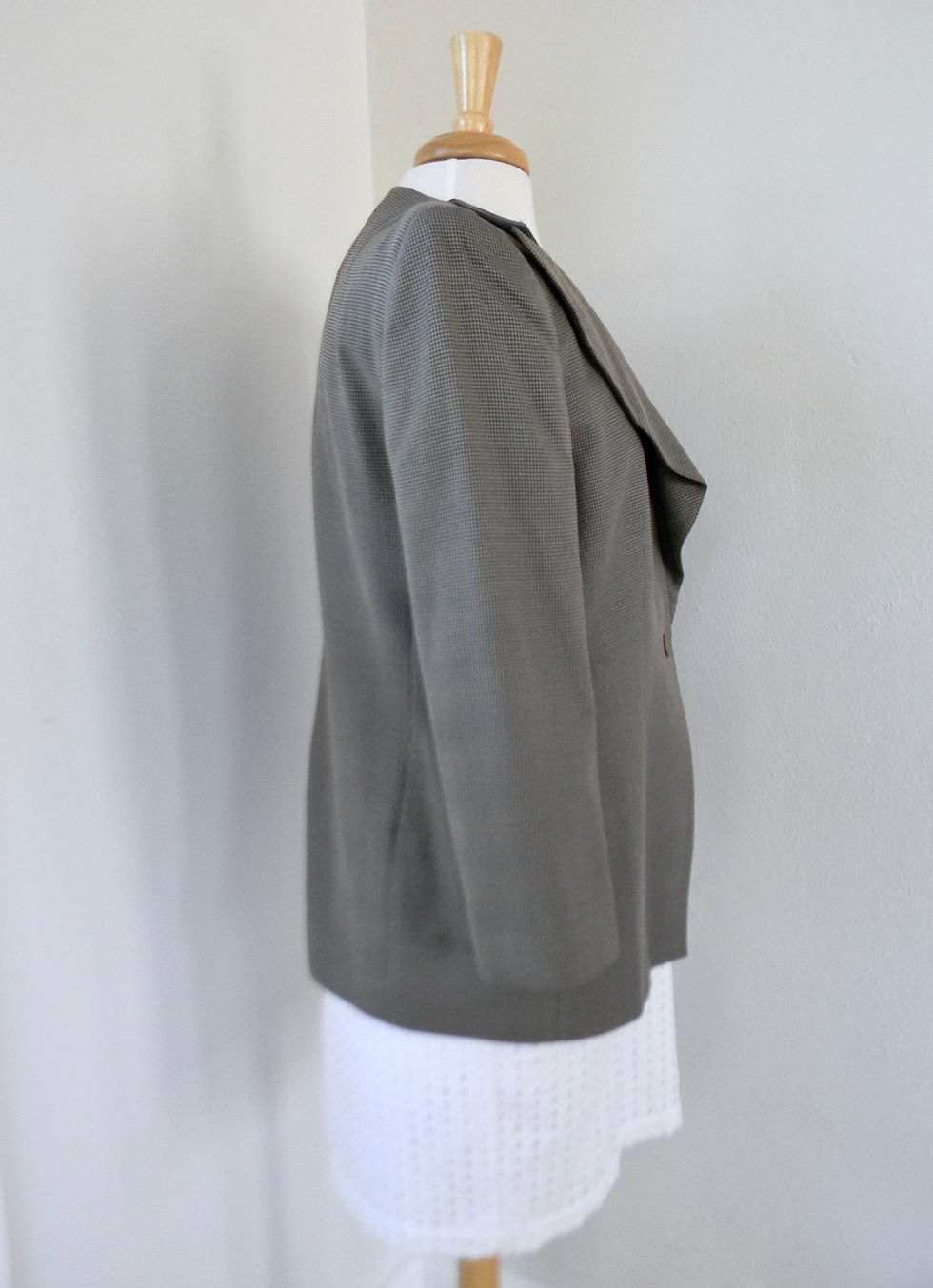 Thumbnail: Vintage 90s Ladies Armani Ruffle Micro Houndstooth Sz 48 Blazer