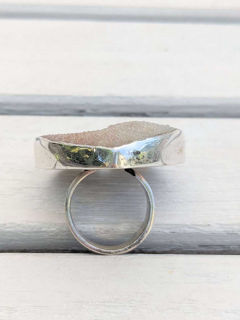 Thumbnail: Oversized Sterling Silver Heart Shaped Druzy Ring