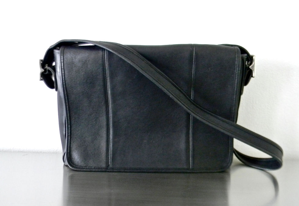 Thumbnail: Vintage Refurbished 90s Coach Black Leather Legacy Mail Bag