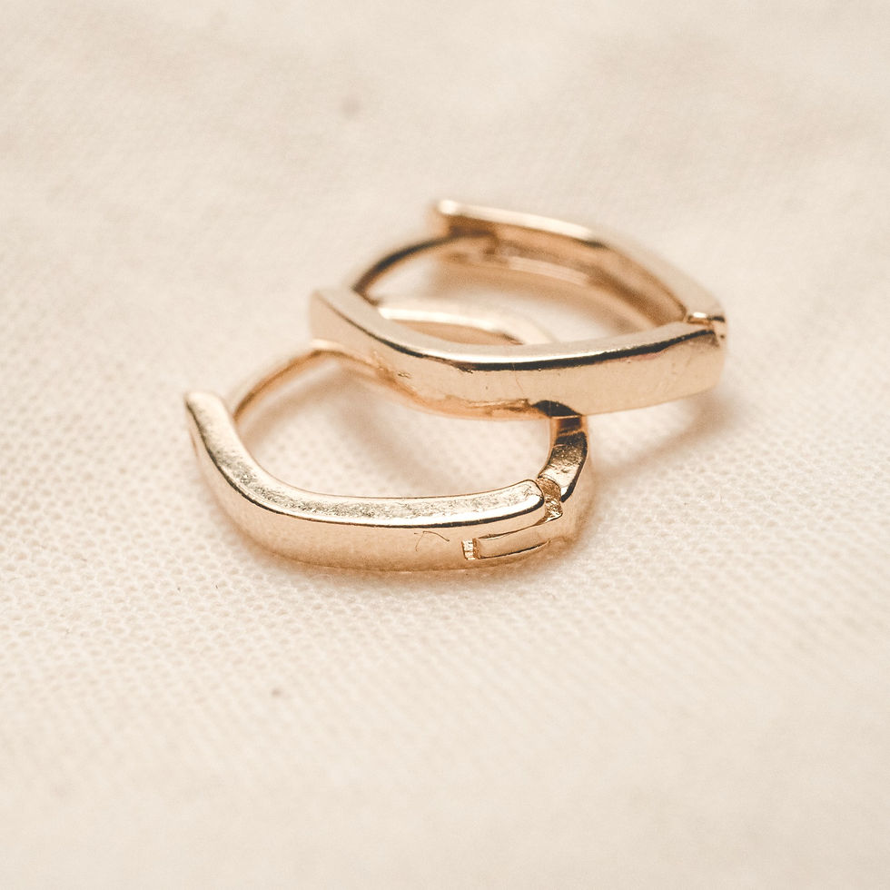 Miniatura: Argola Irregular Chiara
