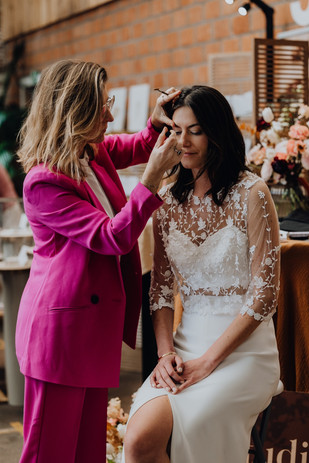 Studio Cara - Make-up, haar en bloemen