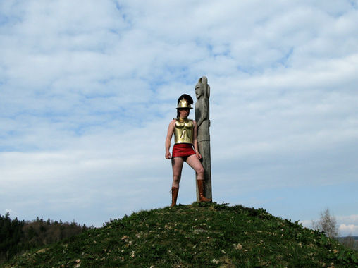 Grabhügel -Frühe Krieger Kelten Darstellung, die Hallstattzeit. Gezeigt auf Veranstaltungen, Museum, Fest