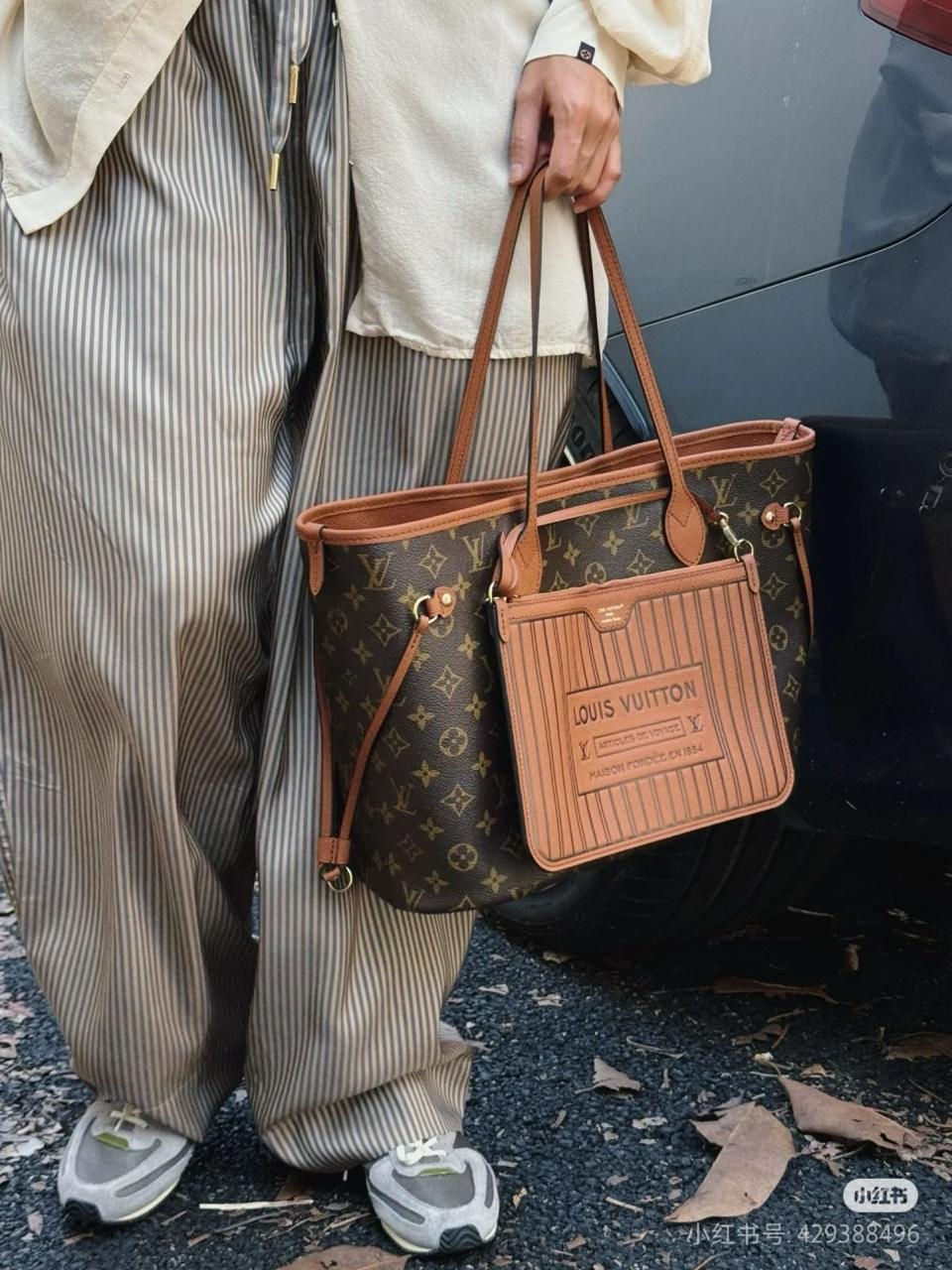 Miniatura: Bolsa Louis Vuitton Neverfull Inside Out MM