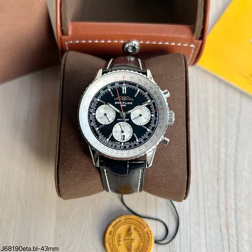 BREITLING NAVITIMER ETA B01 PRETO