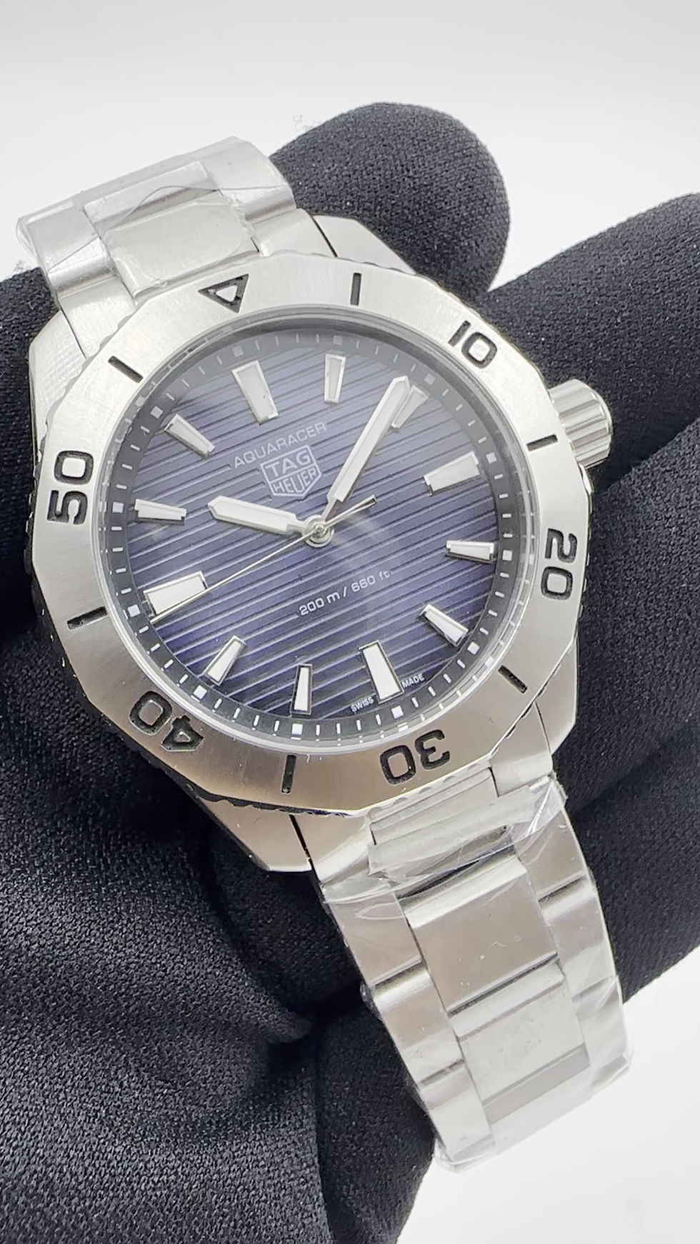 Miniatura: TAG HEUER AQUARECER 2023