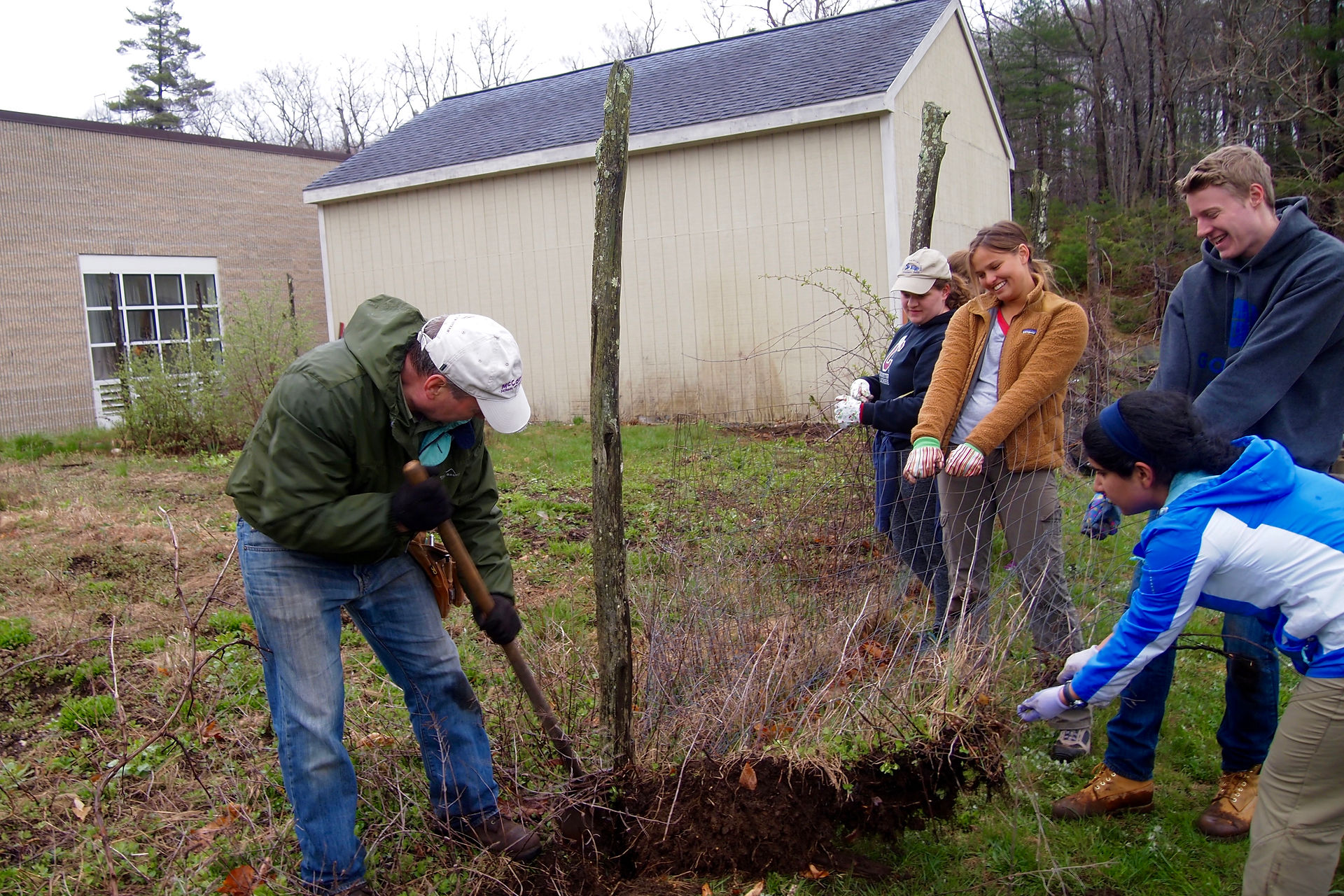 Removing corrugated fences