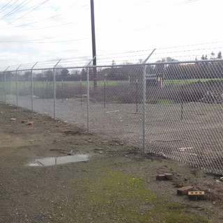 Chain Link Fence Installation Superior Fence Sacramento Ca Chain Link Fence Installation Superior Fence Sacramento Ca