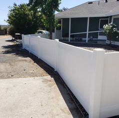 Vinyl Fence and Gate Repair