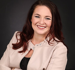Kristina Dekraker.jpg
