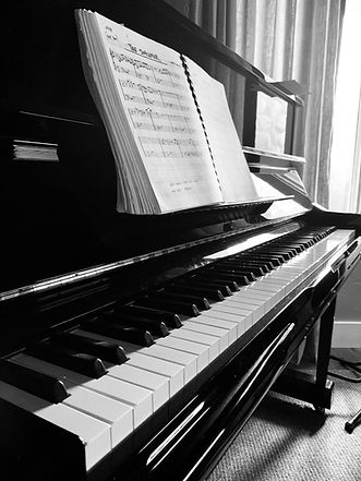 piano B&W.jpg