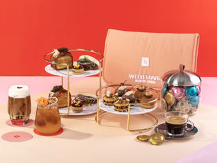 酒店下午茶|SKYE x Nespresso 「啡凡時光」40周年限定咖啡下午茶體驗+維港景致 以多巴胺喚醒感官