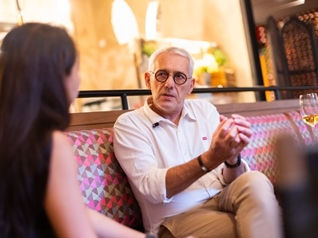 專訪|Alsace酒業教育總監Thierry Fritsch:趕上氣候變化的獨特風土味與亞洲菜式配搭秘訣