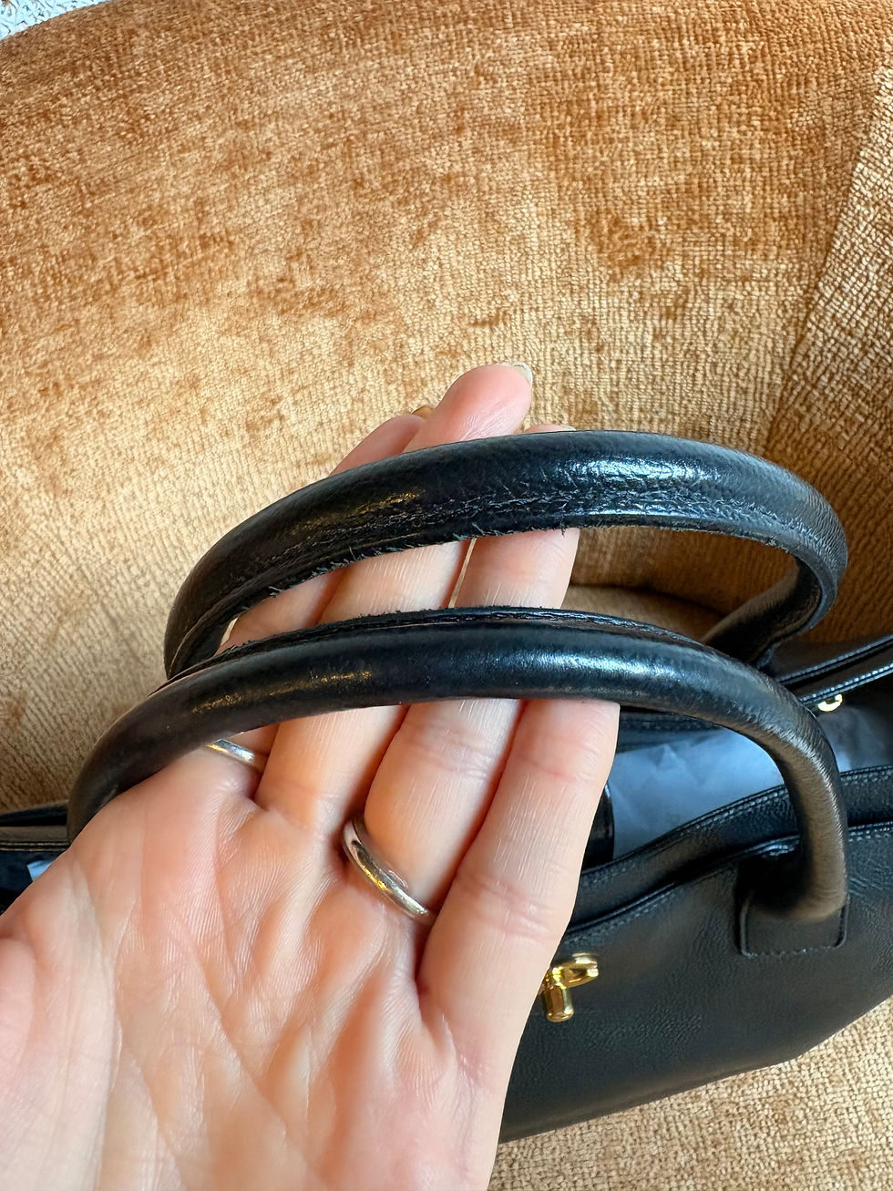 Thumbnail: Vintage Chanel Executive Cerf Tote 