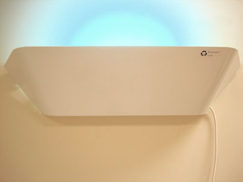 Thumbnail: A rectangular adhesive trap board primarily in bright yellow, sized approximately 558 mm by 167 mm. The board is coated with
