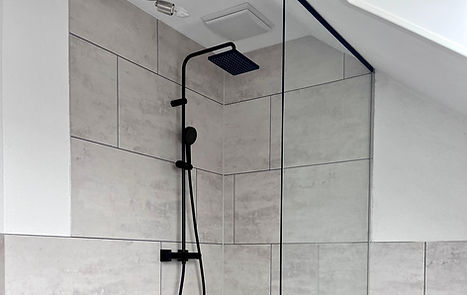 WhatsApp Image 2025-10-20 at 23.44_edited.jpg