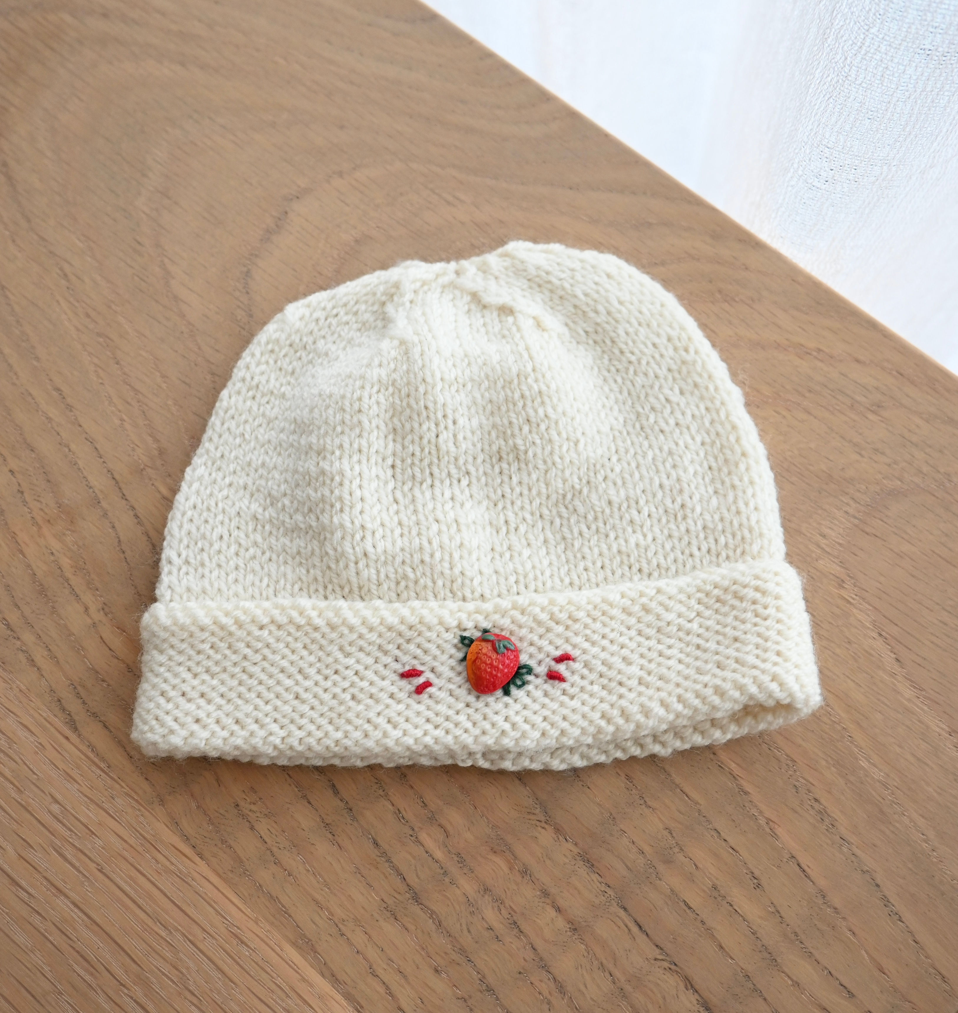 Strawberry Wool Beanie (0-3mths)