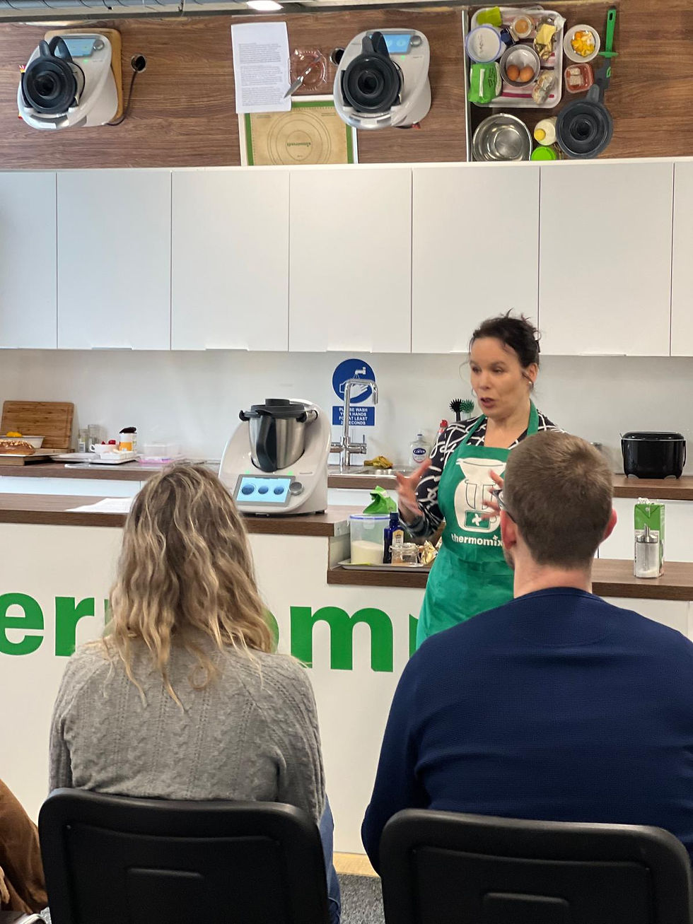 Thermomix advisor Marivi Perello presenting the TM6 model