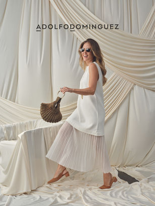 Adolfo Domínguez presenta AQUA: la fluidez como nuevo lenguaje de la moda 