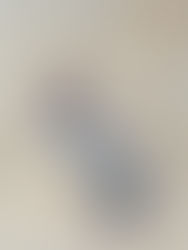 Adolfo Domínguez presenta AQUA: la fluidez como nuevo lenguaje de la moda