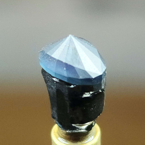 RARE !! SAPHIR VERT BLEU D'AUSTRALIE : 1,60 CARAT RARE !! SAPHIR VERT BLEU D'AUSTRALIE : 1,60 CARAT