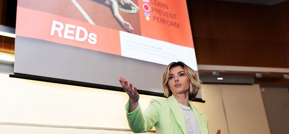Mo Frazier giving presentation on REDs