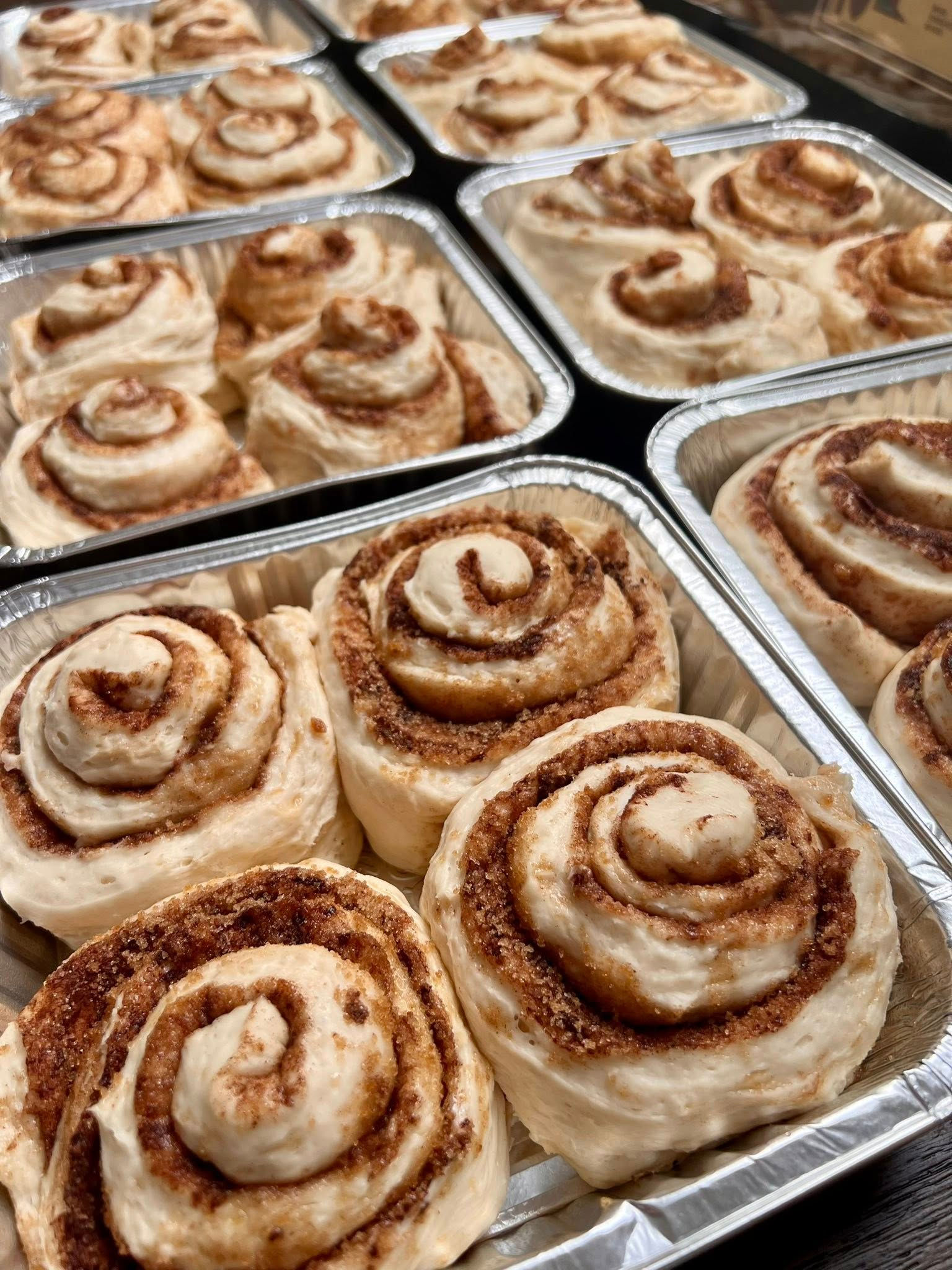 4 Pk Cinnamon Rolls - Strawberry Streusel flavor